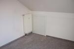 Dachgeschoßwohnung Waldkraiburg - 2 Zimmer, 36 m&sup2;, 360&euro; | Angebot:26489939