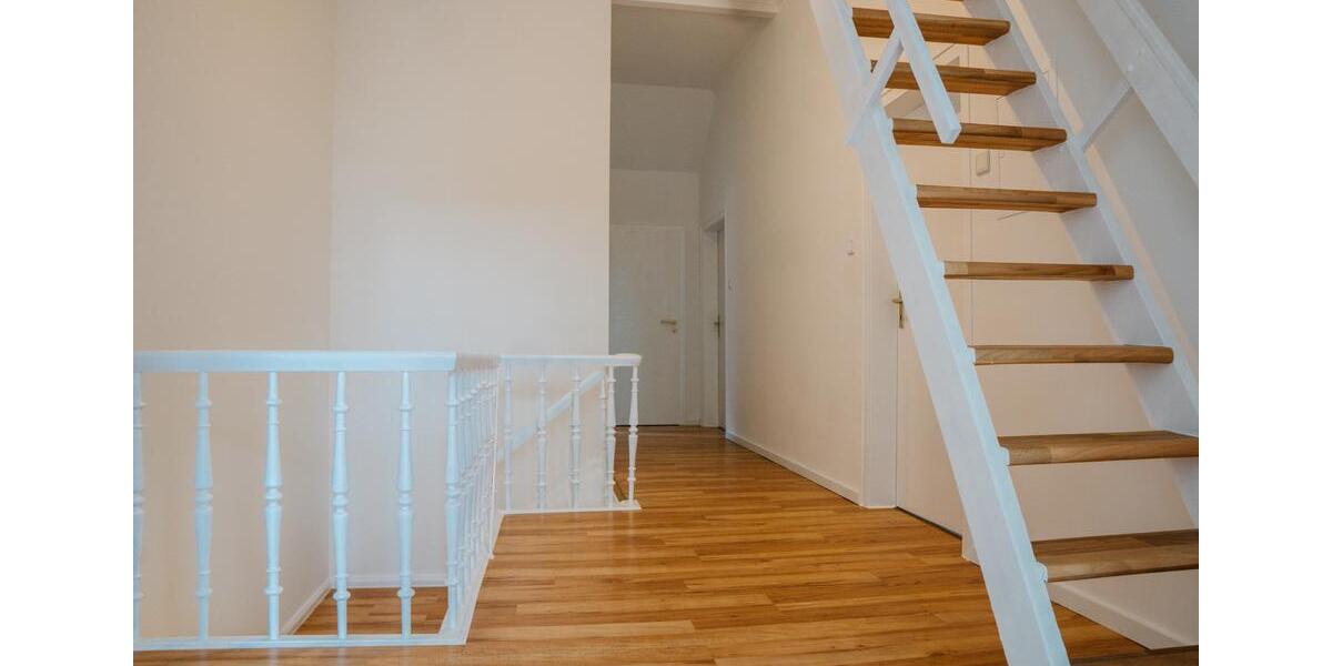 Etagenwohnung Bad Rothenfelde - 5 Zimmer, 140 m&sup2;, 1.120&euro; | Angebot:26545467