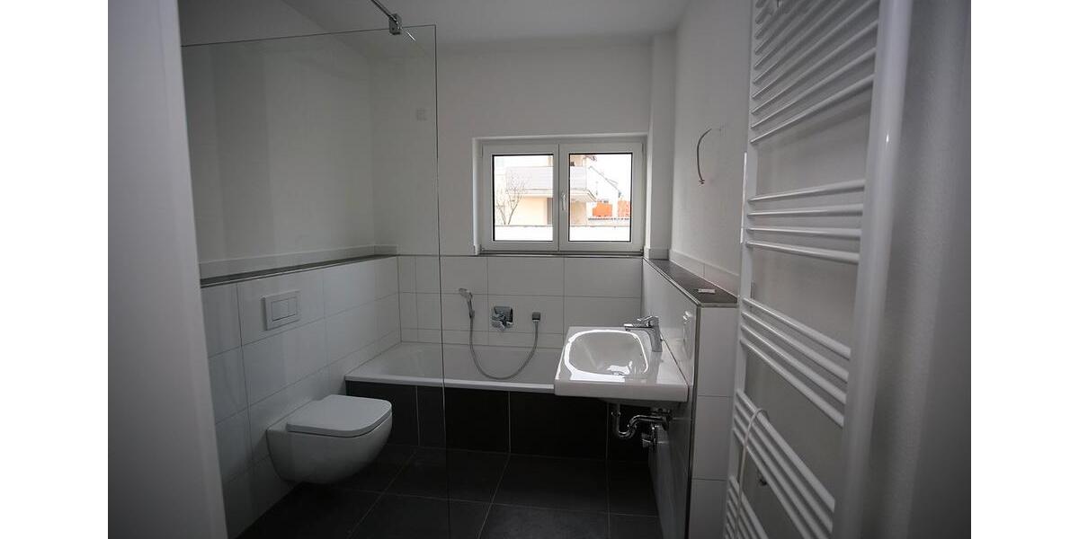 Erdgeschoßwohnung Bamberg Bamberg-Ost - 3 Zimmer, 84 m&sup2;, 1.130&euro; | Angebot:25980091