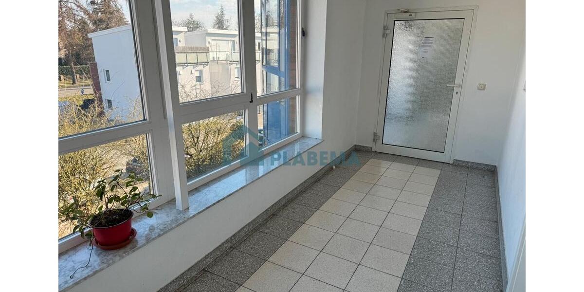 Dachgeschoßwohnung Schwerin Friedrichsthal - 4 Zimmer, 126 m&sup2;, 1.450&euro; | Angebot:24271386