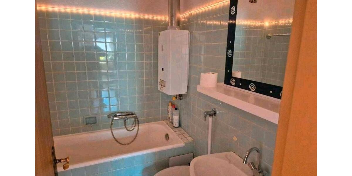 Etagenwohnung Saarbrücken West - 3 Zimmer, 70 m&sup2;, 570&euro; | Angebot:26573105