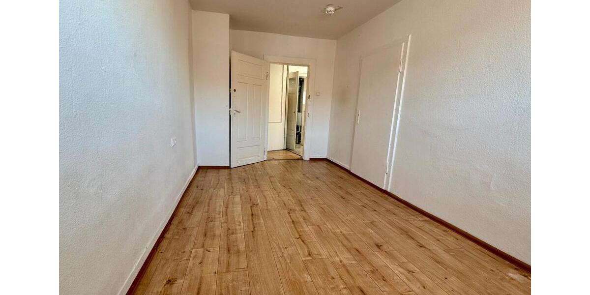 Dachgeschoßwohnung Karlsruhe - 1 Zimmer, 11 m&sup2;, 370&euro; | Angebot:26265988