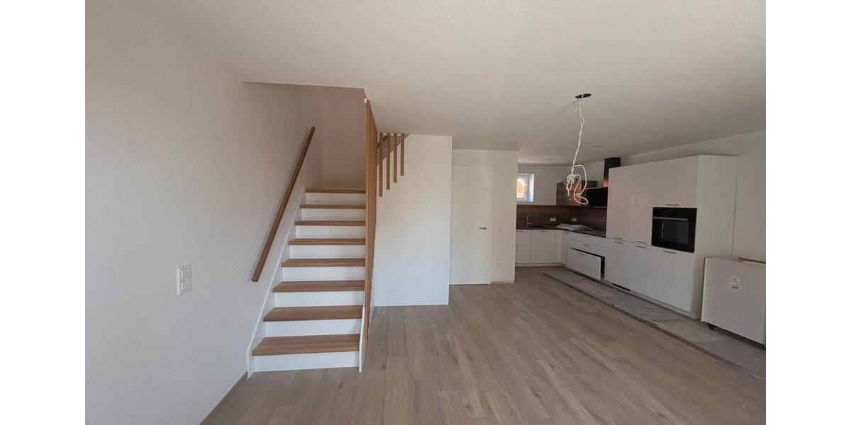 Maisonettenwohnung Lingen (Ems) - 2 Zimmer, 63 m&sup2;, 700&euro; | Angebot:26235166