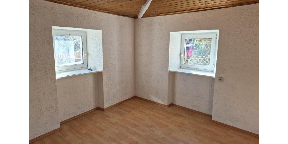 Erdgeschoßwohnung Bayerisch Eisenstein - 3 Zimmer, 52 m&sup2;, 430&euro; | Angebot:26491295