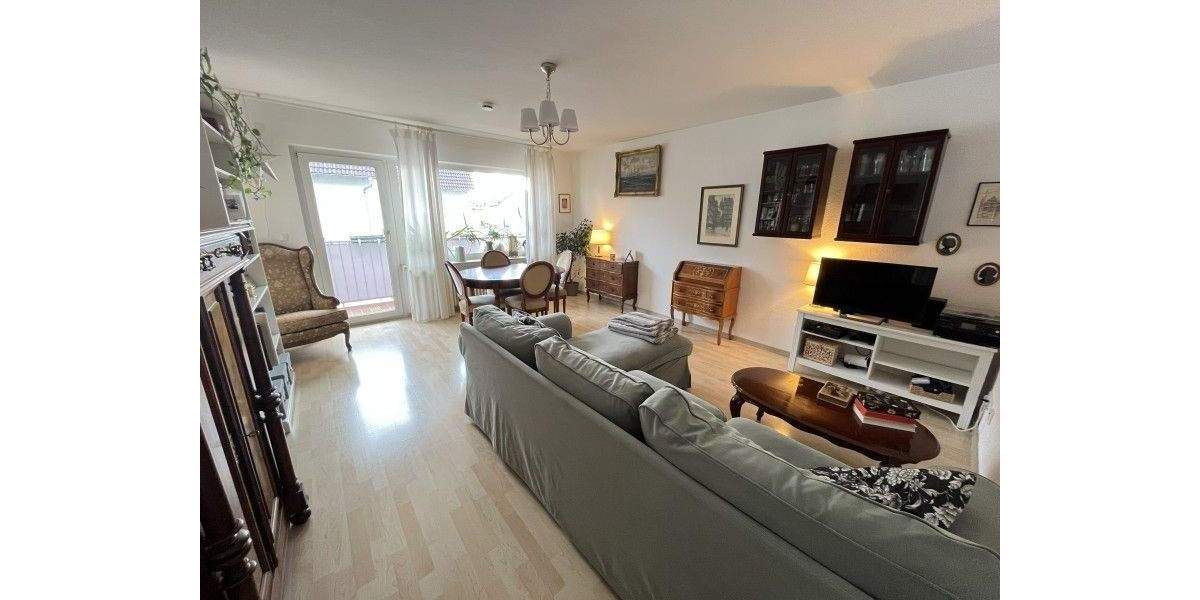 Etagenwohnung Bad Vilbel - 3 Zimmer, 74 m&sup2;, 900&euro; | Angebot:25228127