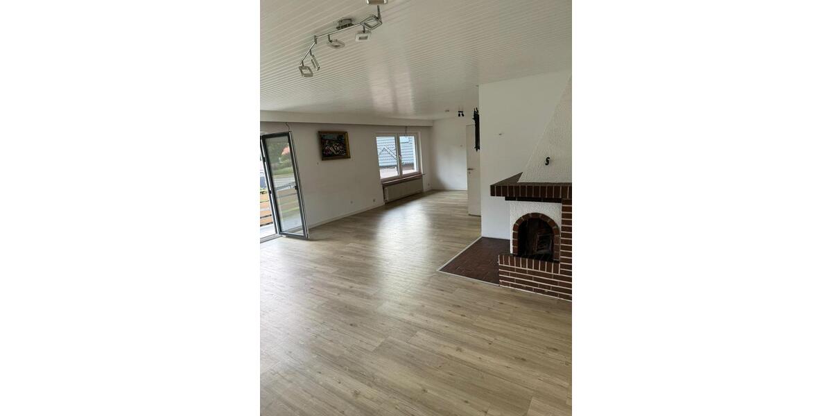 Einfamilienhaus Hollenstedt - 6 Zimmer, 150 m&sup2;, 2.000&euro; | Angebot:24797828