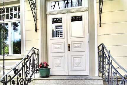 Wohnung Wiesbaden Nordost - 5 Zimmer, 167 m&sup2;, 2.300&euro; | Angebot:24826334