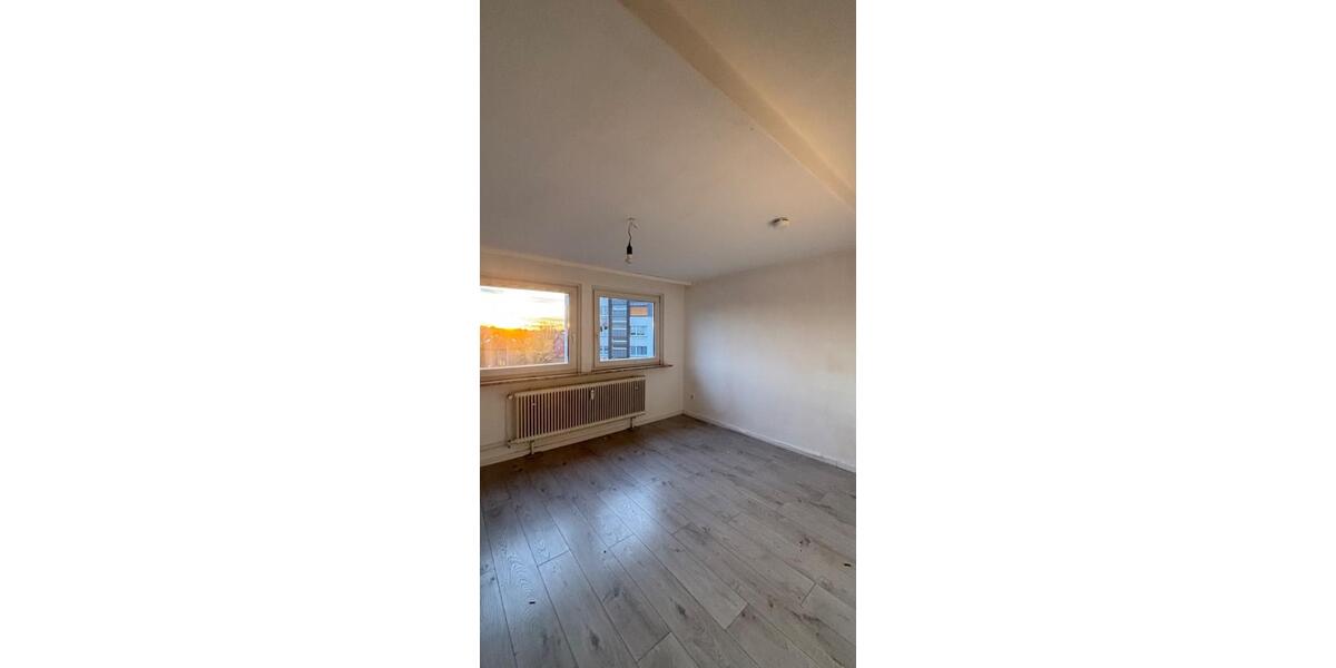 Etagenwohnung Bottrop Ebel - 4.5 Zimmer, 95 m&sup2;, 902&euro; | Angebot:26194917