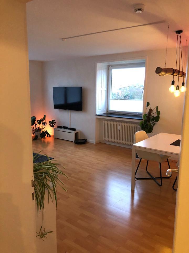 Helle 3-Zimmer-Wohnung mit Garten, großem Keller und Garage