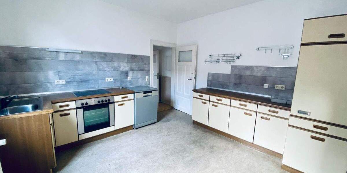 Etagenwohnung Coburg - 4 Zimmer, 148 m&sup2;, 990&euro; | Angebot:25779298