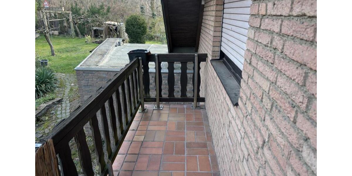 Dachgeschoßwohnung Bergheim Ahe - 3 Zimmer, 70 m&sup2;, 800&euro; | Angebot:24631076