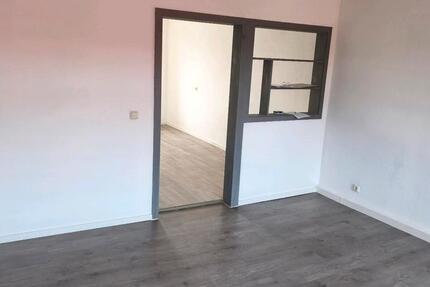 Wohnung Zörbig - 3 Zimmer, 65 m&sup2;, 450&euro; | Angebot:26669911