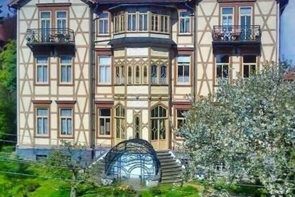 Noble Villenetage mit Kamin, 2 Bädern, Schlossblick, HWR und KR ! 3 zimmer