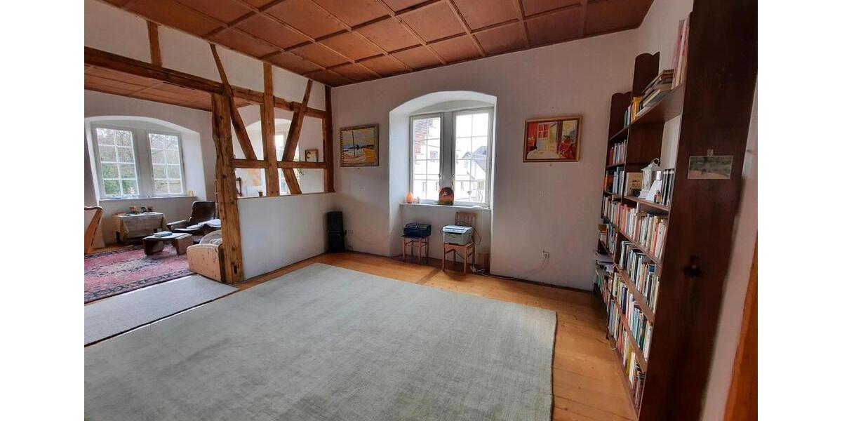 Etagenwohnung Ammerbuch - 3 Zimmer, 100 m&sup2;, 1.550&euro; | Angebot:23671884