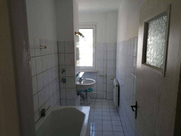 Etagenwohnung Burg - 3 Zimmer, 60 m&sup2;, 295&euro; | Angebot:25739590