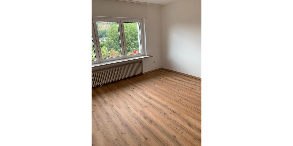 Einfamilienhaus Mudersbach - 3 Zimmer, 150 m&sup2;, 1.600&euro; | Angebot:26025467