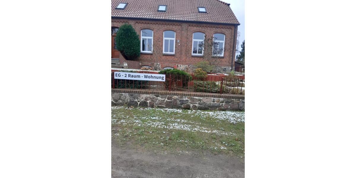 Erdgeschoßwohnung Parchim - 2 Zimmer, 73 m&sup2;, 410&euro; | Angebot:25339381