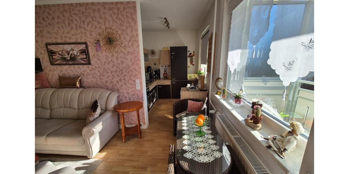 Etagenwohnung Oberlungwitz - 1 Zimmer, 40 m&sup2;, 276&euro; | Angebot:25906104