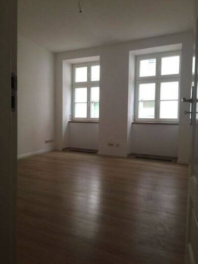 Etagenwohnung Schwerin Feldstadt - 4 Zimmer, 92 m&sup2;, 1.140&euro; | Angebot:26170824