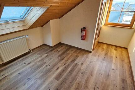 Wohnung Kalbach - 5 Zimmer, 86 m&sup2;, 640&euro; | Angebot:24662798