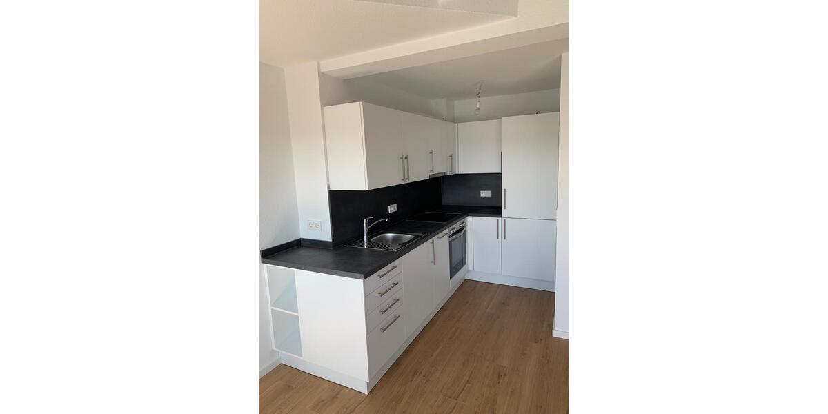 Dachgeschoßwohnung Vaihingen an der Enz - 2 Zimmer, 73 m&sup2;, 990&euro; | Angebot:24801961