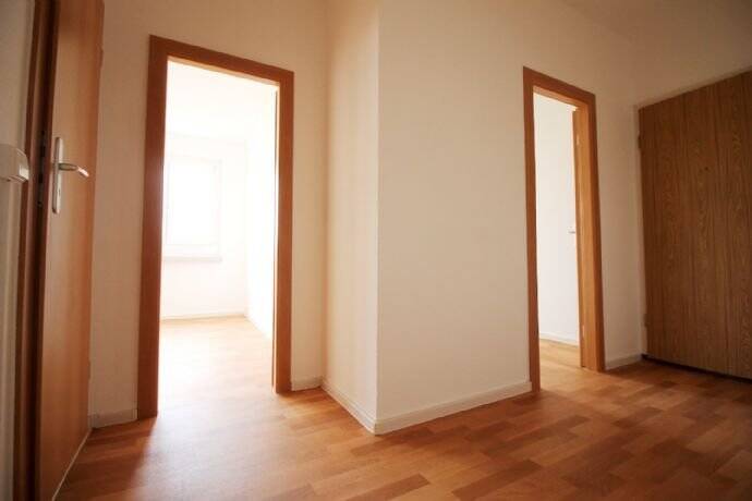 Etagenwohnung Flöha Plaue - 2 Zimmer, 38 m&sup2;, 212&euro; | Angebot:25709962