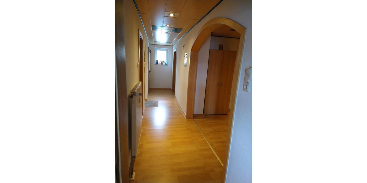 Erdgeschoßwohnung Hinterschmiding - 5 Zimmer, 120 m&sup2;, 700&euro; | Angebot:25992282