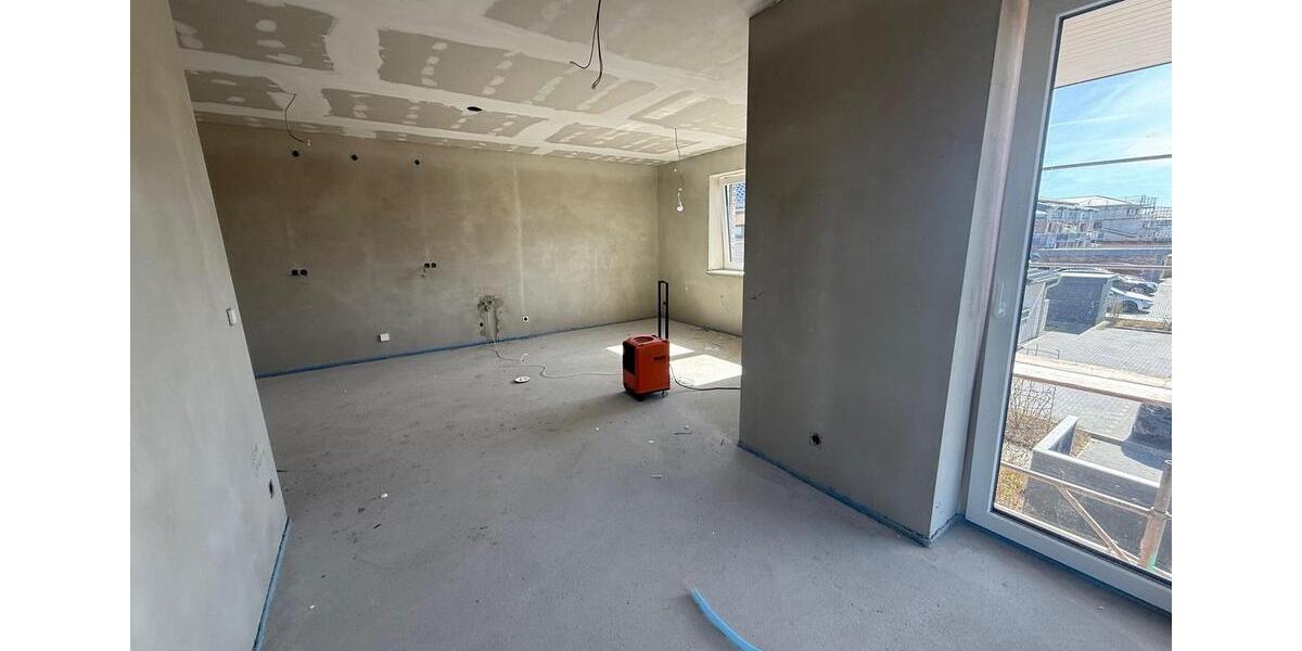 Dachgeschoßwohnung Steinbergkirche - 3 Zimmer, 77 m&sup2;, 990&euro; | Angebot:26417109
