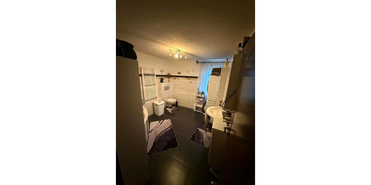 Etagenwohnung Heidenheim an der Brenz - 3 Zimmer, 73 m&sup2;, 1.070&euro; | Angebot:25080092