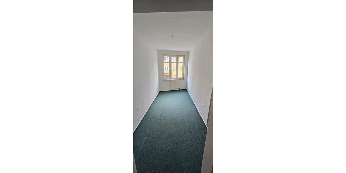 Etagenwohnung Meiningen - 4 Zimmer, 100 m&sup2;, 600&euro; | Angebot:23682247