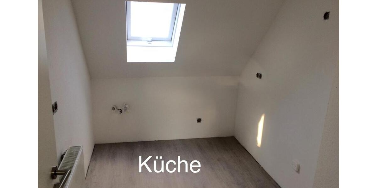 Dachgeschoßwohnung Holzminden - 2.5 Zimmer, 73 m&sup2;, 400&euro; | Angebot:26387255