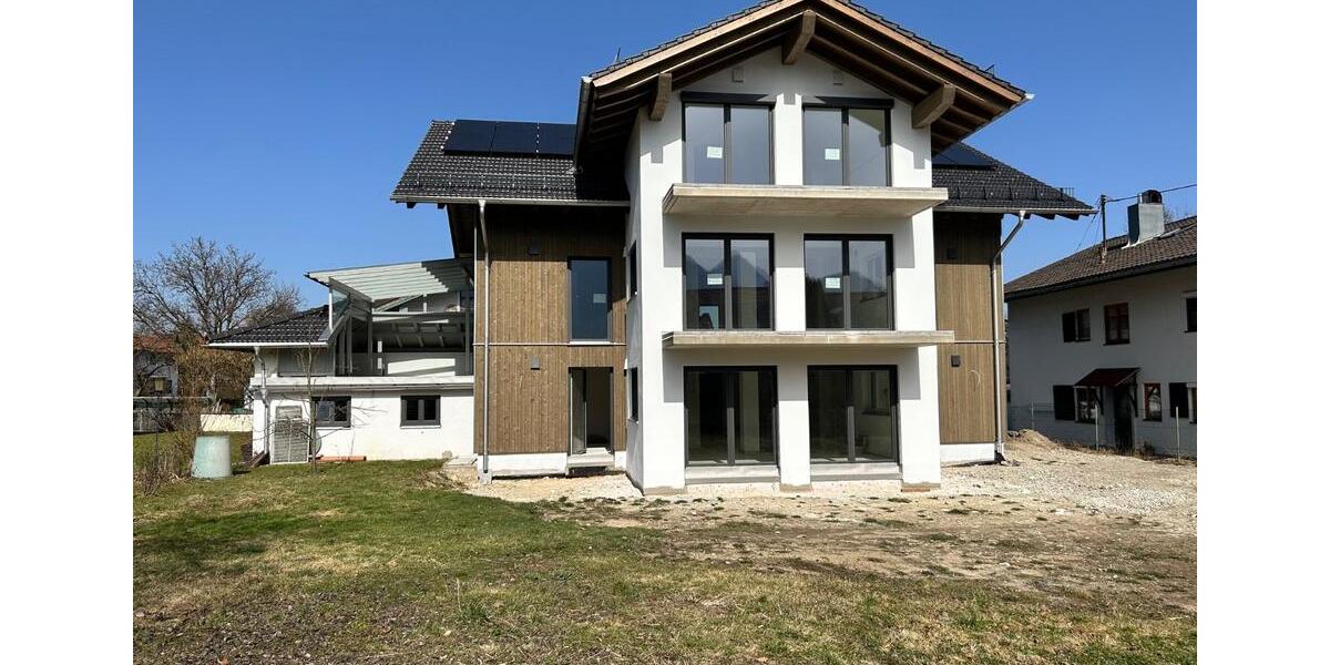 Etagenwohnung Bernau am Chiemsee - 3 Zimmer, 116 m&sup2;, 2.000&euro; | Angebot:25639604
