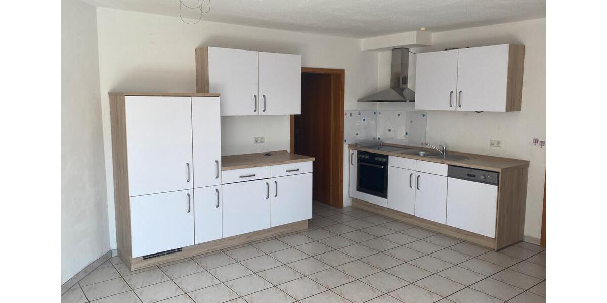 Erdgeschoßwohnung Schiffweiler - 2 Zimmer, 95 m&sup2;, 760&euro; | Angebot:26531600