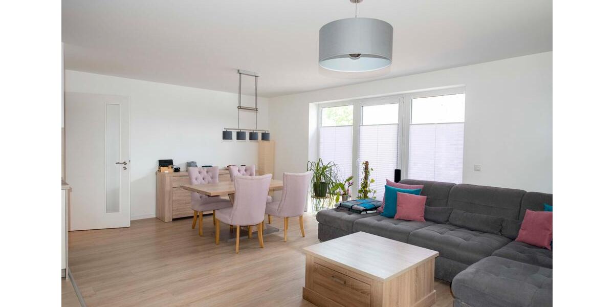 Erdgeschoßwohnung Salzhausen - 4.5 Zimmer, 121 m&sup2;, 1.320&euro; | Angebot:26662395