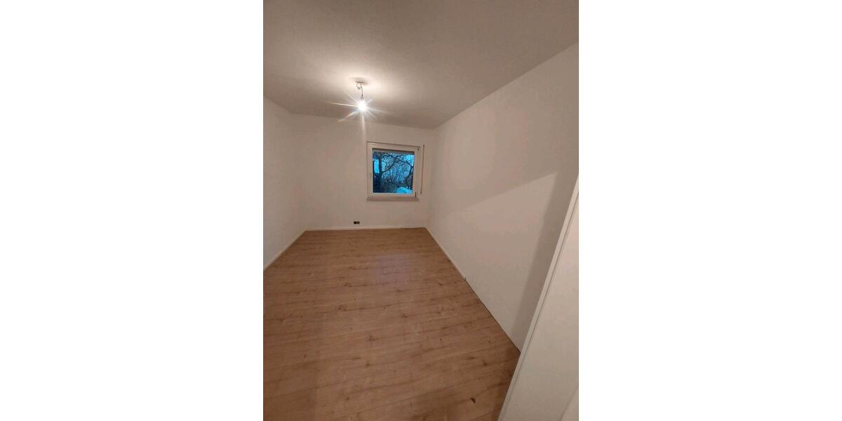 Erdgeschoßwohnung Pfalzgrafenweiler - 3 Zimmer, 68 m&sup2;, 600&euro; | Angebot:24830891