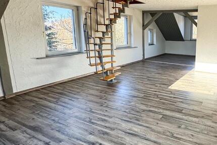 Wohnung Oelsnitz (Erzgebirge) - 5 Zimmer, 95 m&sup2;, 550&euro; | Angebot:26152231