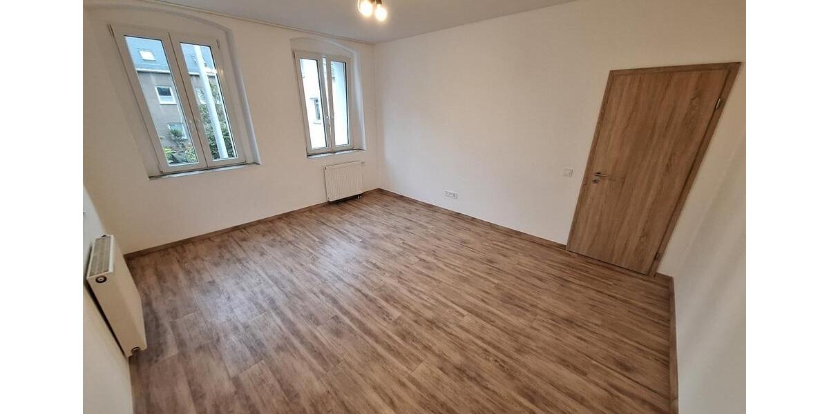 Etagenwohnung Burgstädt - 2.5 Zimmer, 55 m&sup2;, 550&euro; | Angebot:26648962