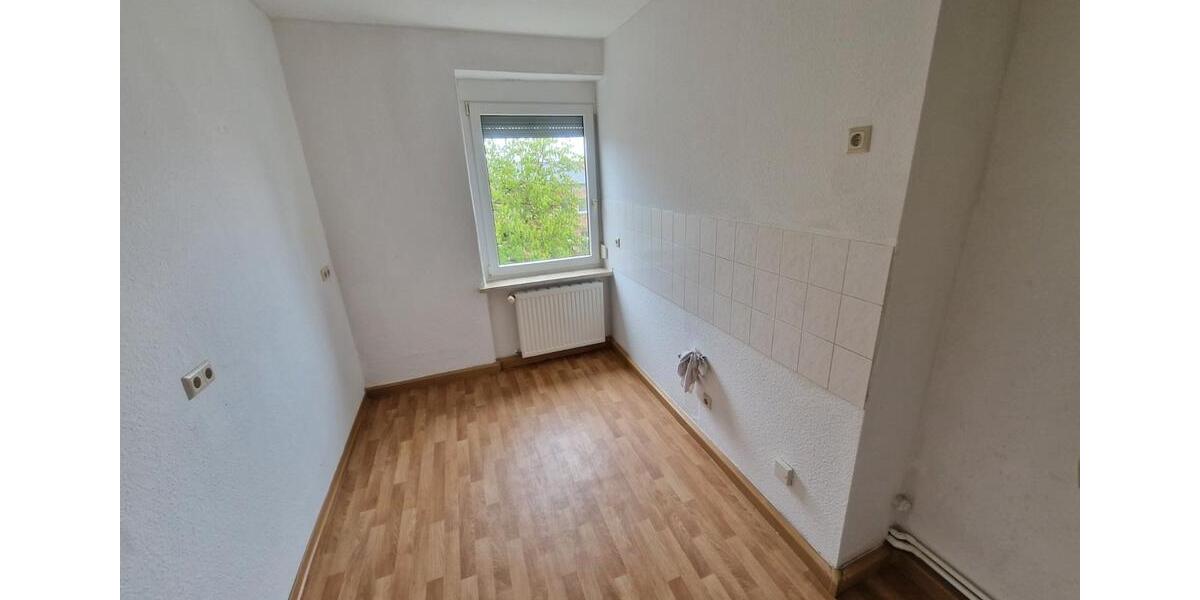 Etagenwohnung Schönebeck (Elbe) - 3 Zimmer, 68 m&sup2;, 402&euro; | Angebot:26230634