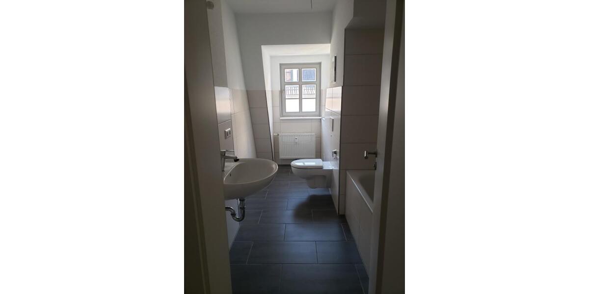 Etagenwohnung Hainichen - 2 Zimmer, 48 m&sup2;, 243&euro; | Angebot:25582024