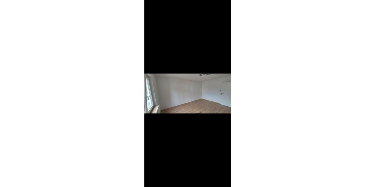 Erdgeschoßwohnung Kalbach - 3 Zimmer, 100 m&sup2;, 900&euro; | Angebot:26552786