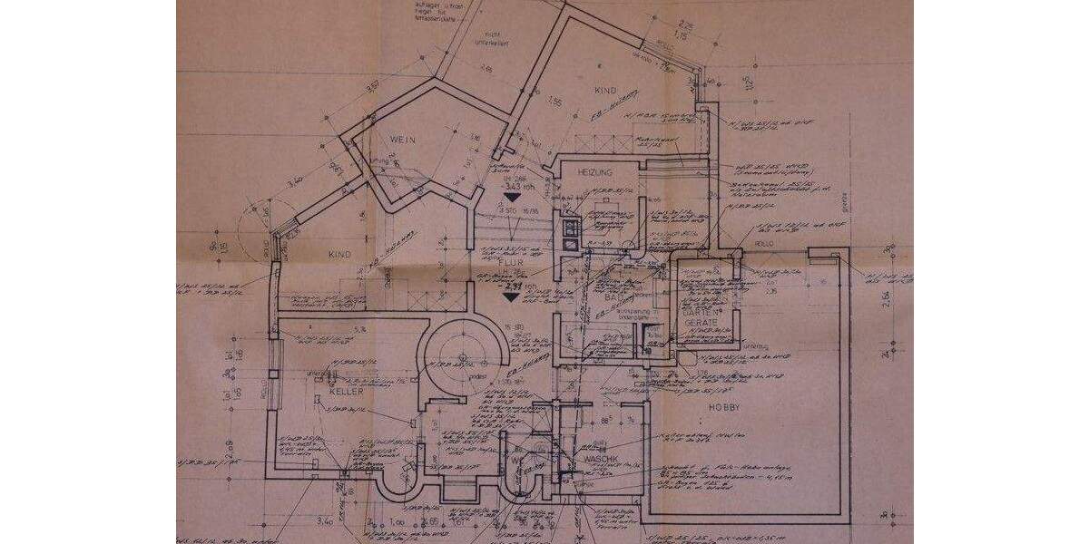 Einfamilienhaus Uttenreuth - 8 Zimmer, 270 m&sup2;, 3.000&euro; | Angebot:24450110