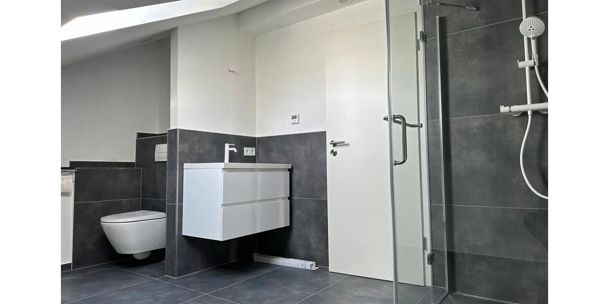 Dachgeschoßwohnung Söhrewald - 3 Zimmer, 86 m&sup2;, 1.000&euro; | Angebot:26125451