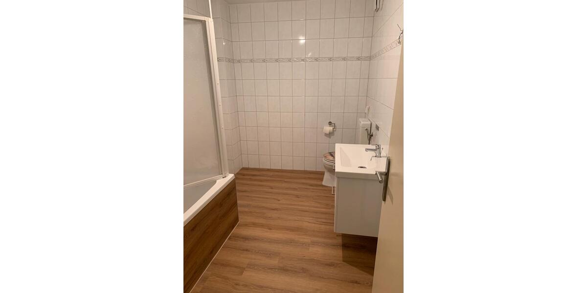 Etagenwohnung Aschersleben - 3 Zimmer, 74 m&sup2;, 490&euro; | Angebot:25932938