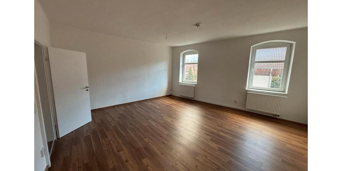 Etagenwohnung Pulsnitz - 4 Zimmer, 120 m&sup2;, 900&euro; | Angebot:24640705