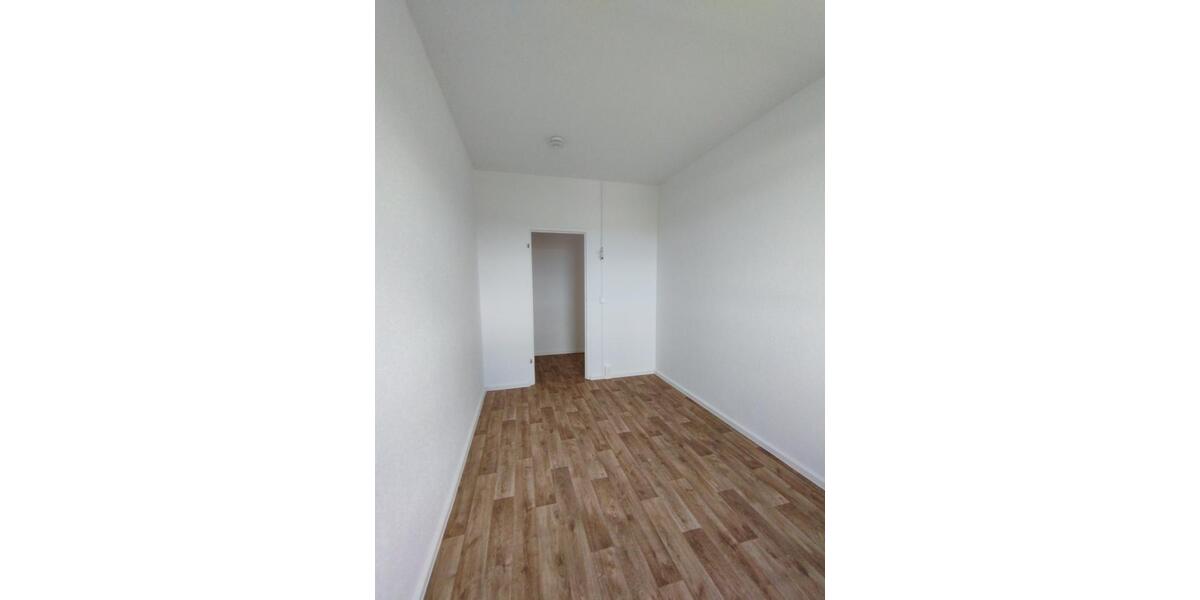 Dachgeschoßwohnung Annaberg-Buchholz Buchholz - 3 Zimmer, 66 m&sup2;, 389&euro; | Angebot:23280054