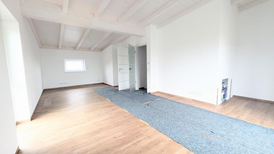 Doppelhaushälfte Glashütten - 4 Zimmer, 167 m&sup2;, 1.690&euro; | Angebot:25632116