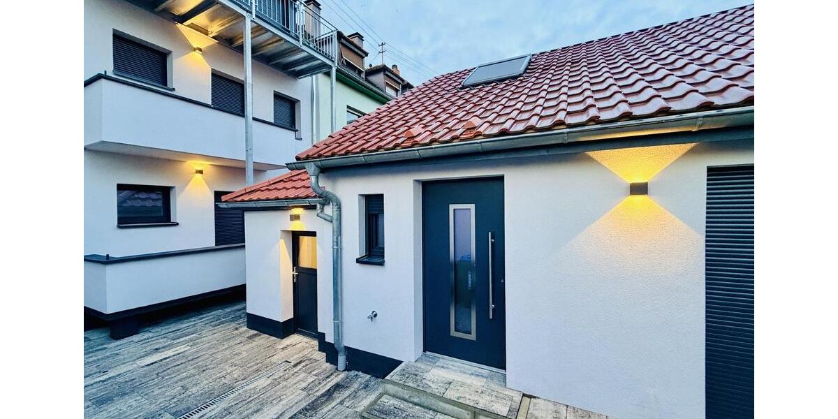 Mehrfamilienhaus, Wohnhaus Karlsruhe Innenstadt-Ost - 8 Zimmer, 190 m&sup2;, 8.000&euro; | Angebot:26640853