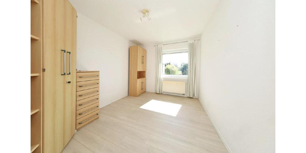 Einfamilienhaus Schortens - 4 Zimmer, 119 m&sup2;, 1.200&euro; | Angebot:26662269