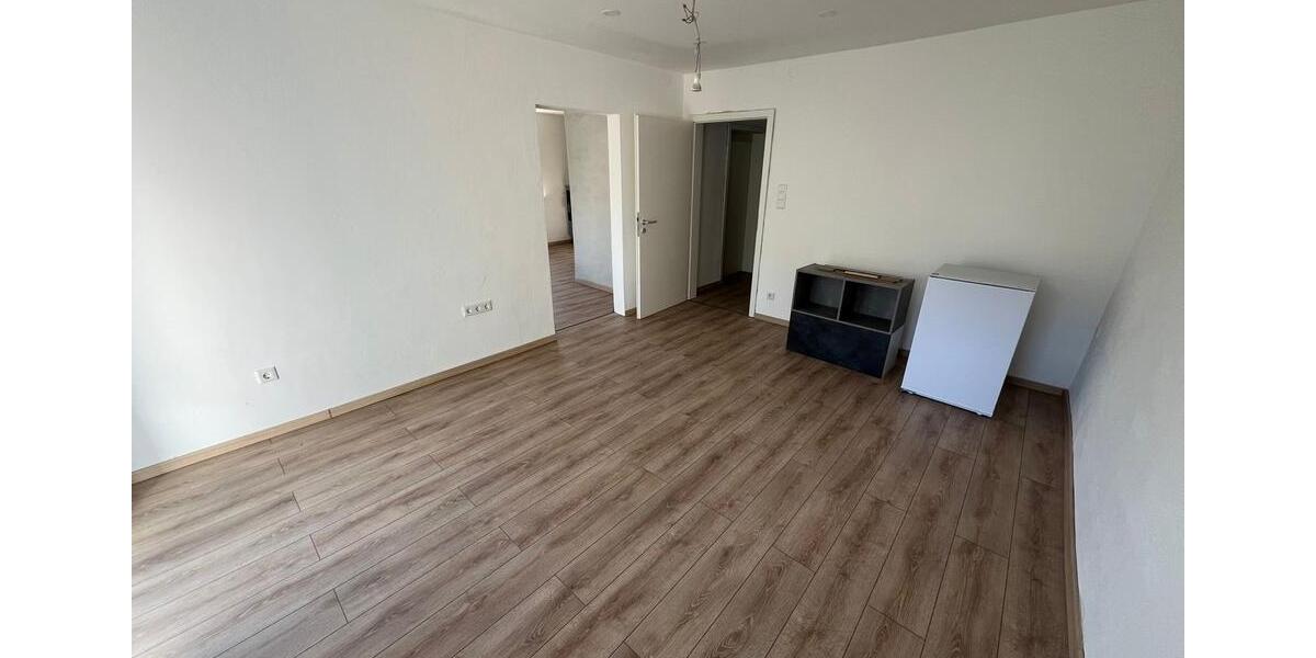 Etagenwohnung Solnhofen - 3 Zimmer, 80 m&sup2;, 1.300&euro; | Angebot:26552580