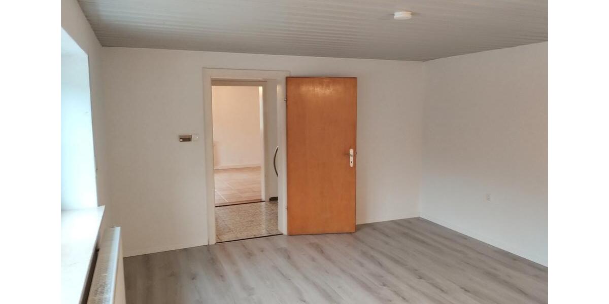 Einfamilienhaus Falkenberg - 5 Zimmer, 140 m&sup2;, 2.000&euro; | Angebot:26486521